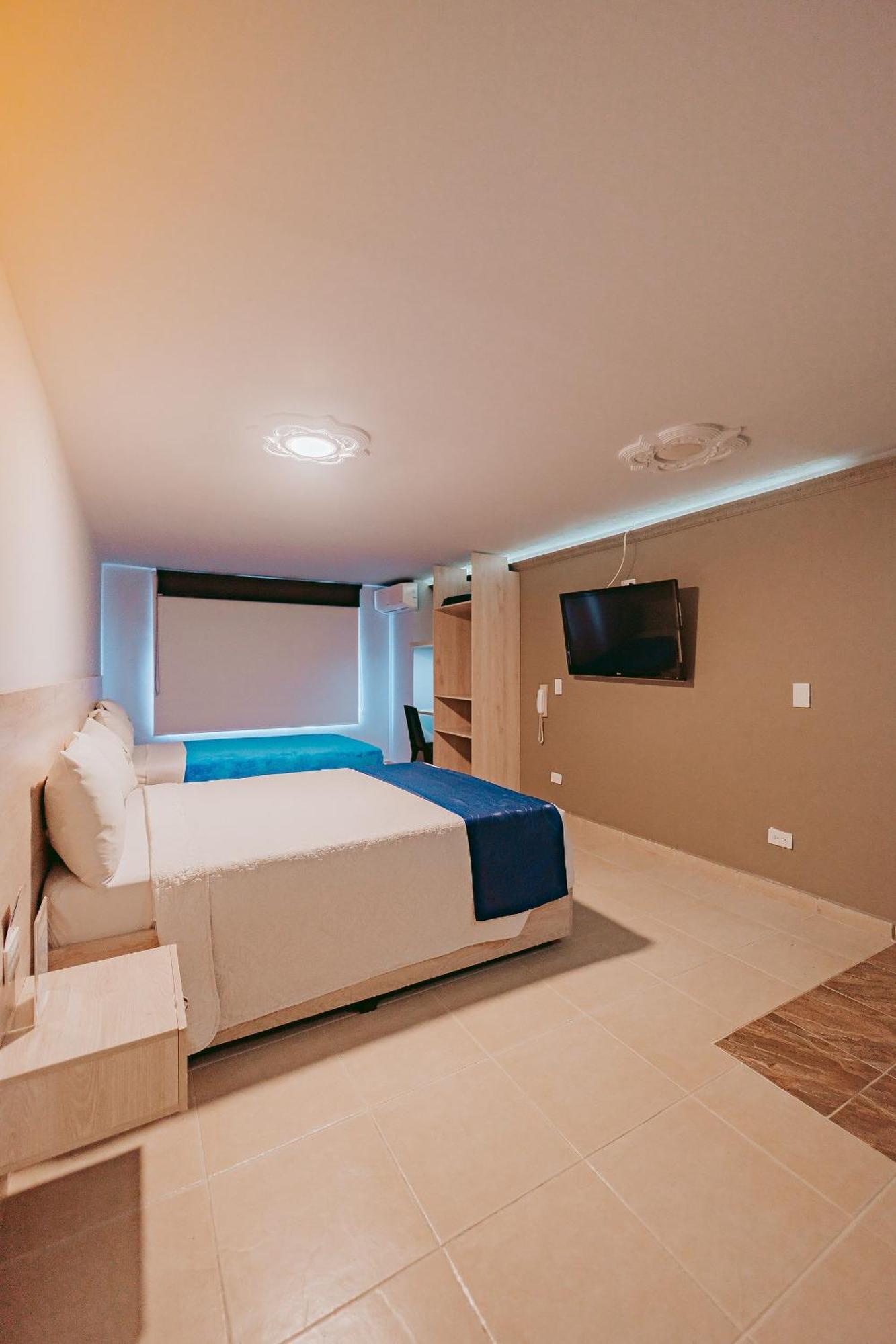 Hotel Verano 이바게 외부 사진