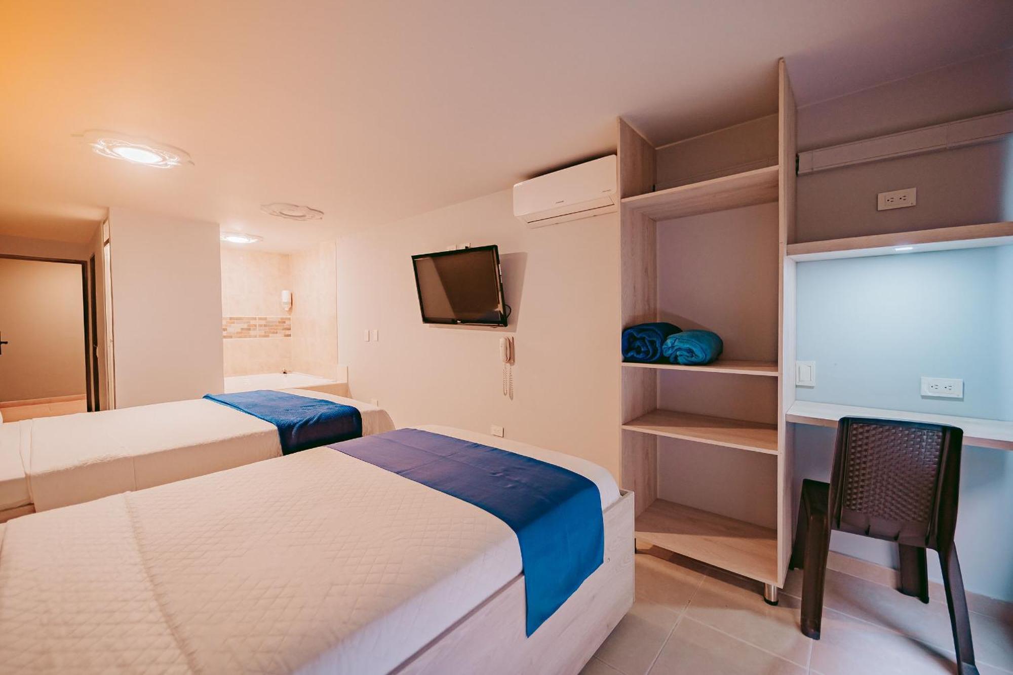 Hotel Verano 이바게 외부 사진
