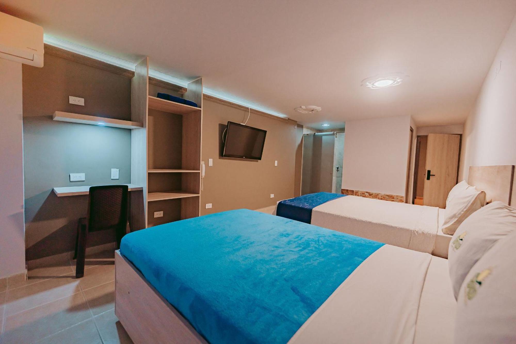 Hotel Verano 이바게 외부 사진
