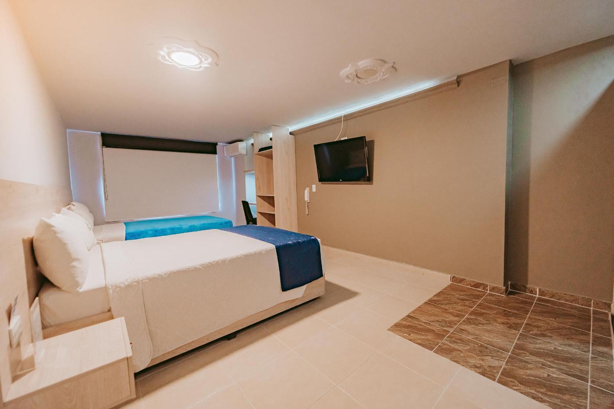 Hotel Verano 이바게 외부 사진