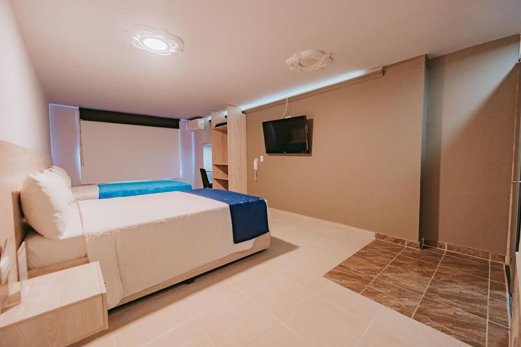 Hotel Verano 이바게 외부 사진