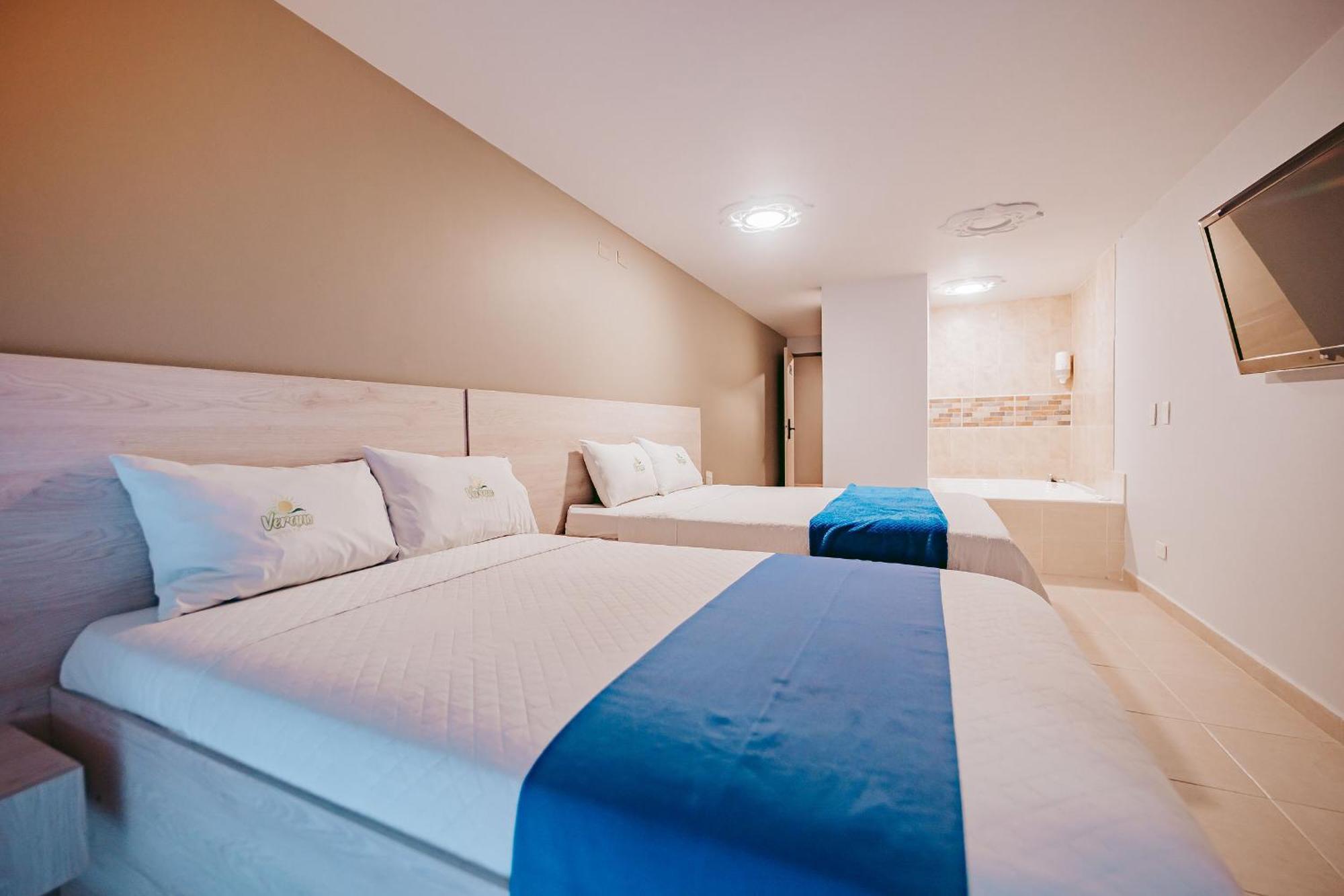 Hotel Verano 이바게 외부 사진