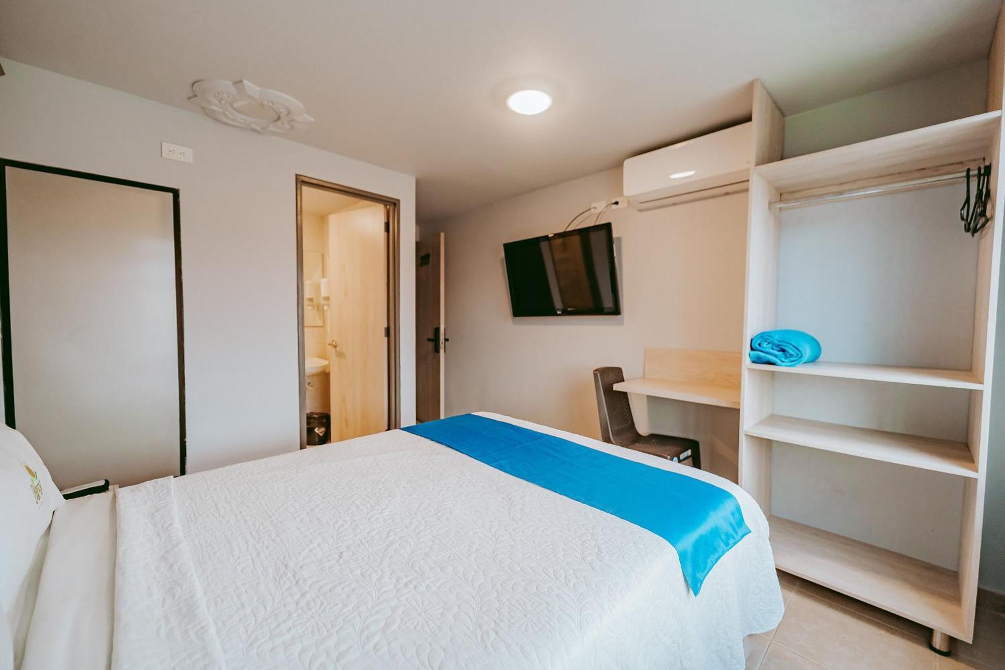 Hotel Verano 이바게 외부 사진